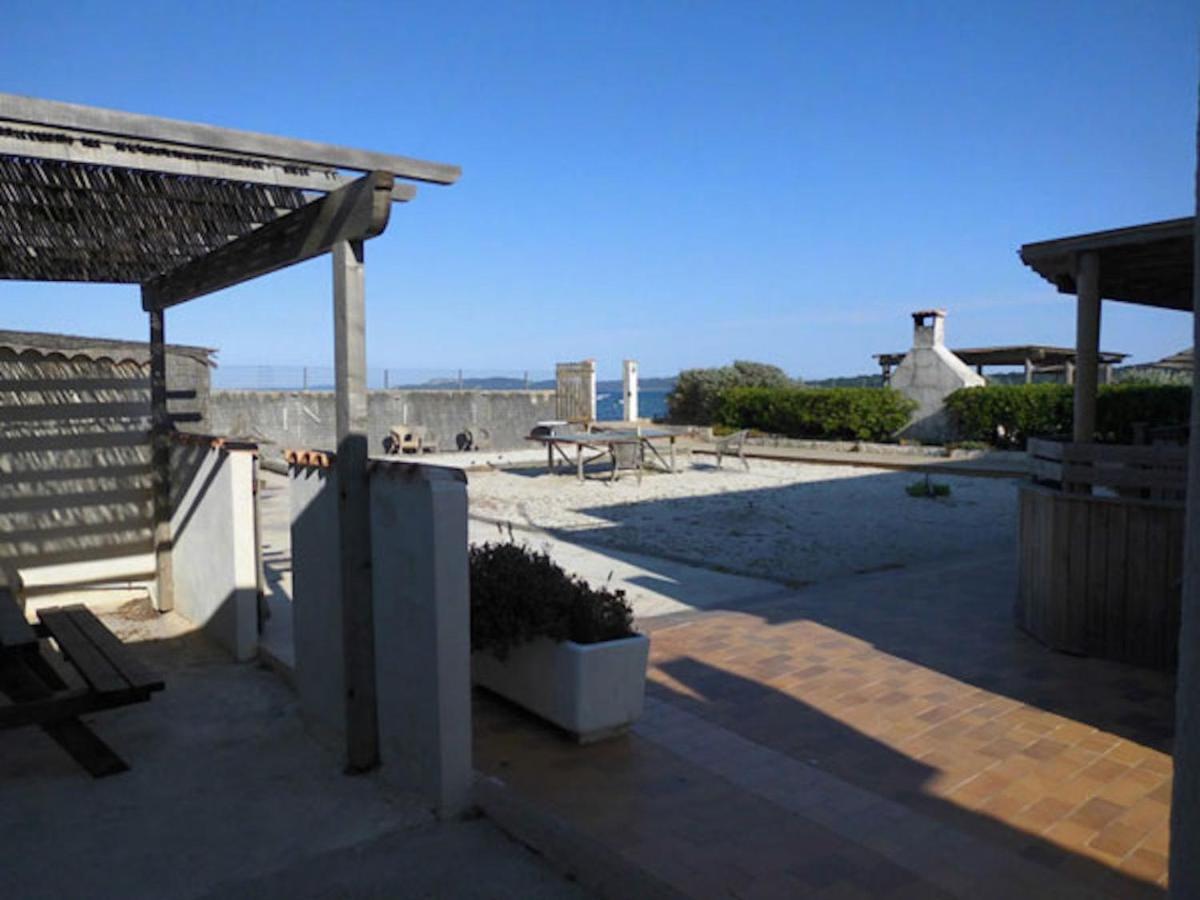 Appartements Acces Prive Plage De La Bergerie Йер Экстерьер фото
